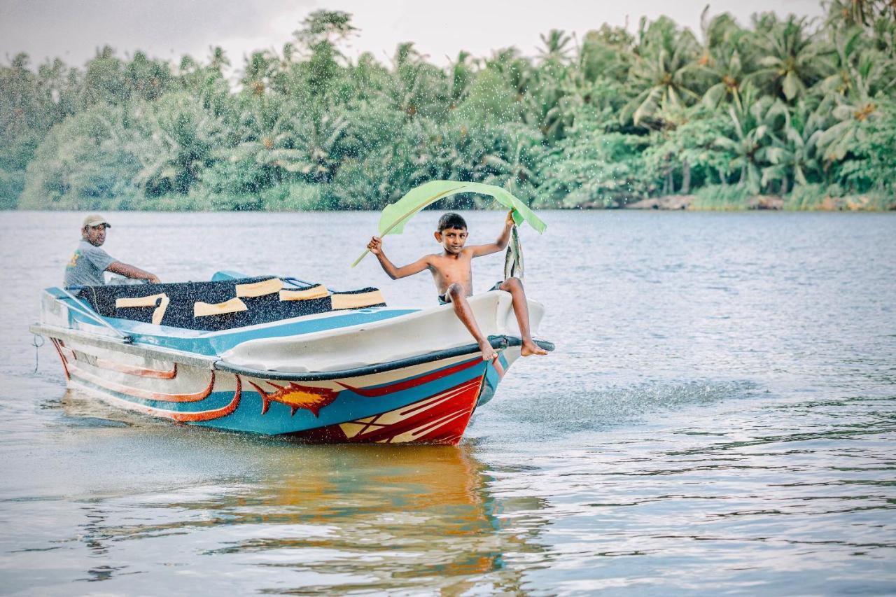 Waterland Hotel Negombo Eksteriør billede