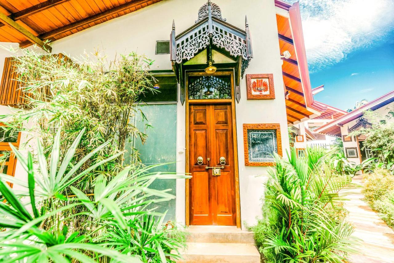 Waterland Hotel Negombo Eksteriør billede
