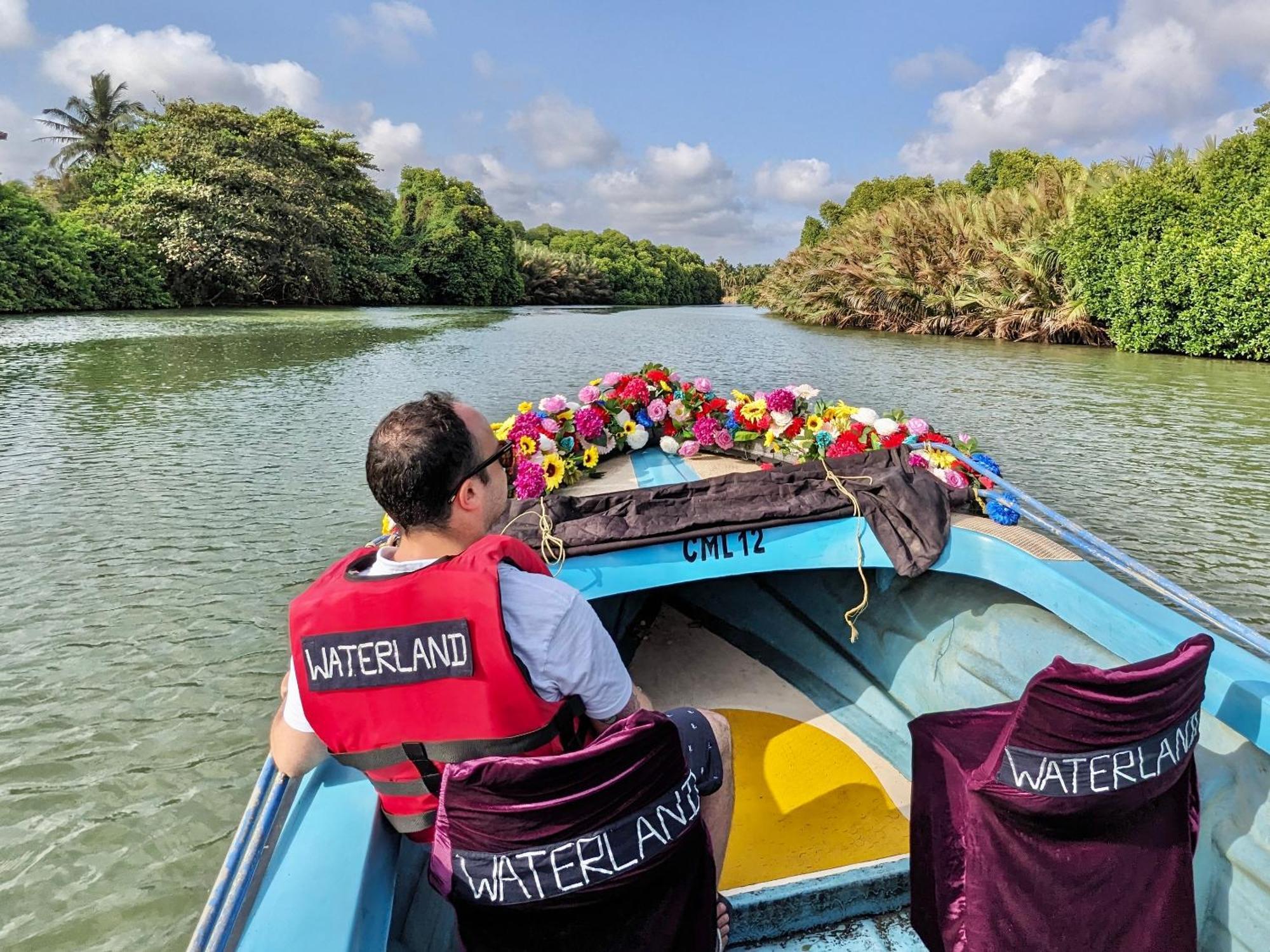 Waterland Hotel Negombo Eksteriør billede
