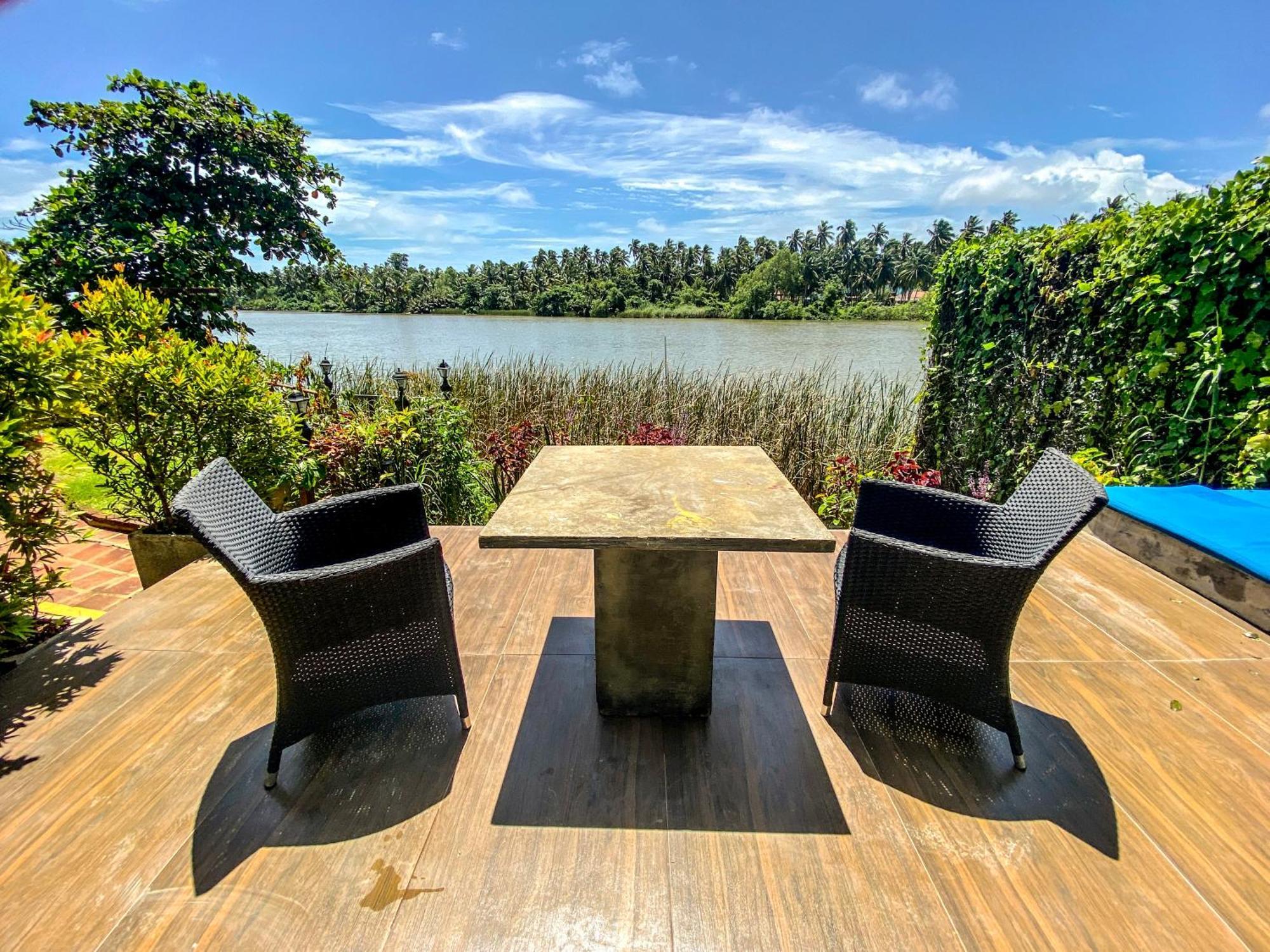 Waterland Hotel Negombo Eksteriør billede