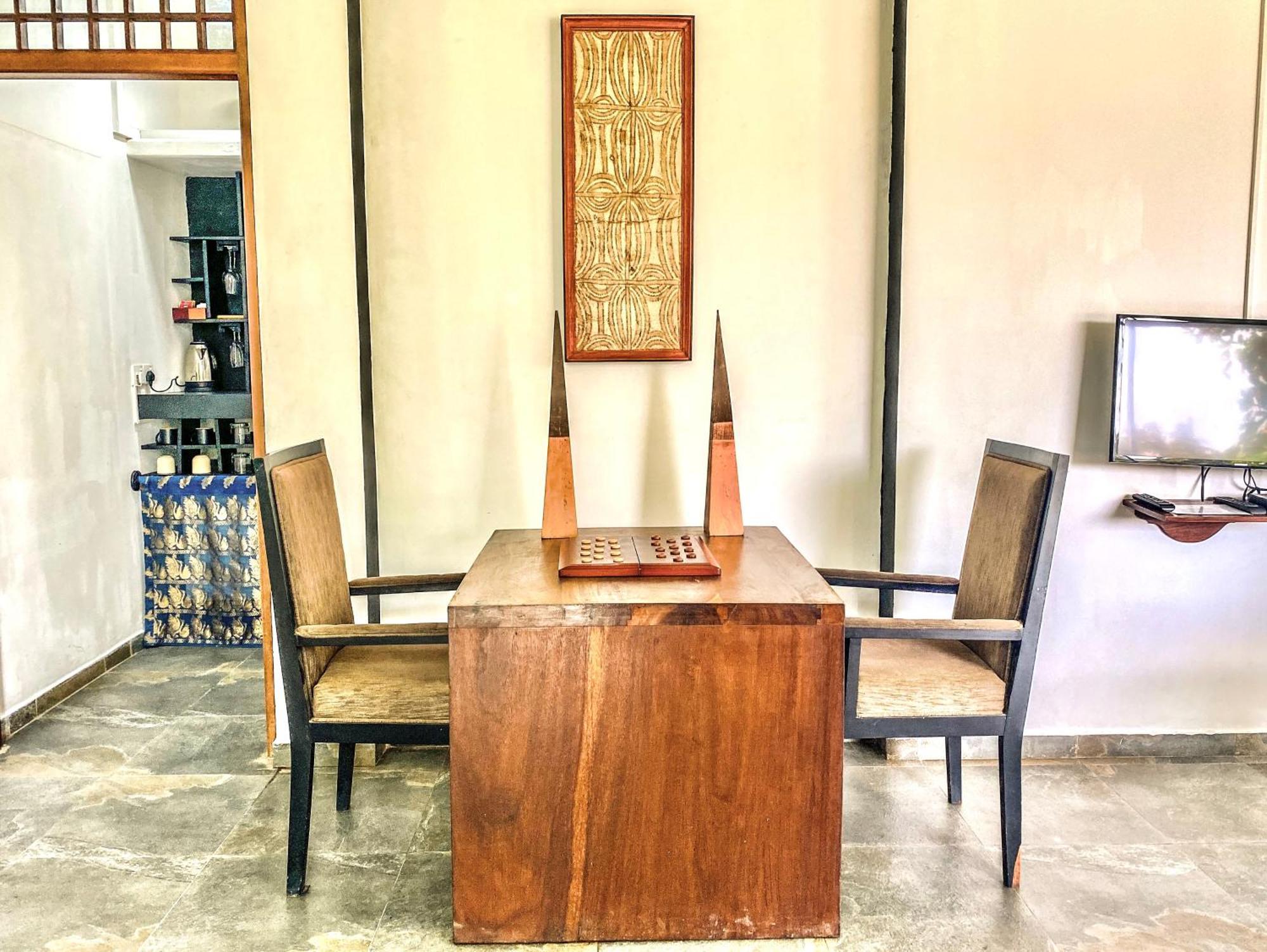 Waterland Hotel Negombo Eksteriør billede