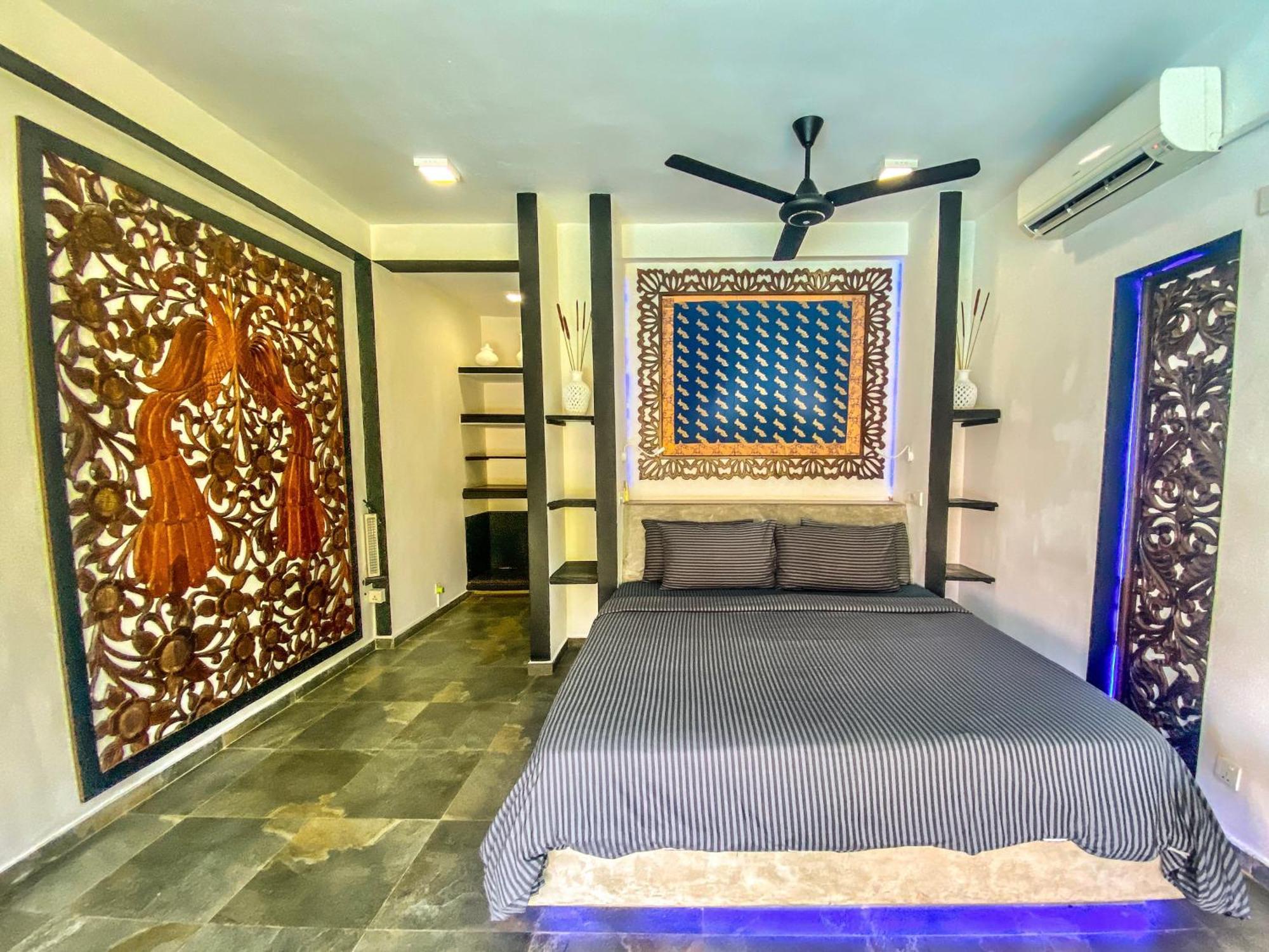 Waterland Hotel Negombo Eksteriør billede