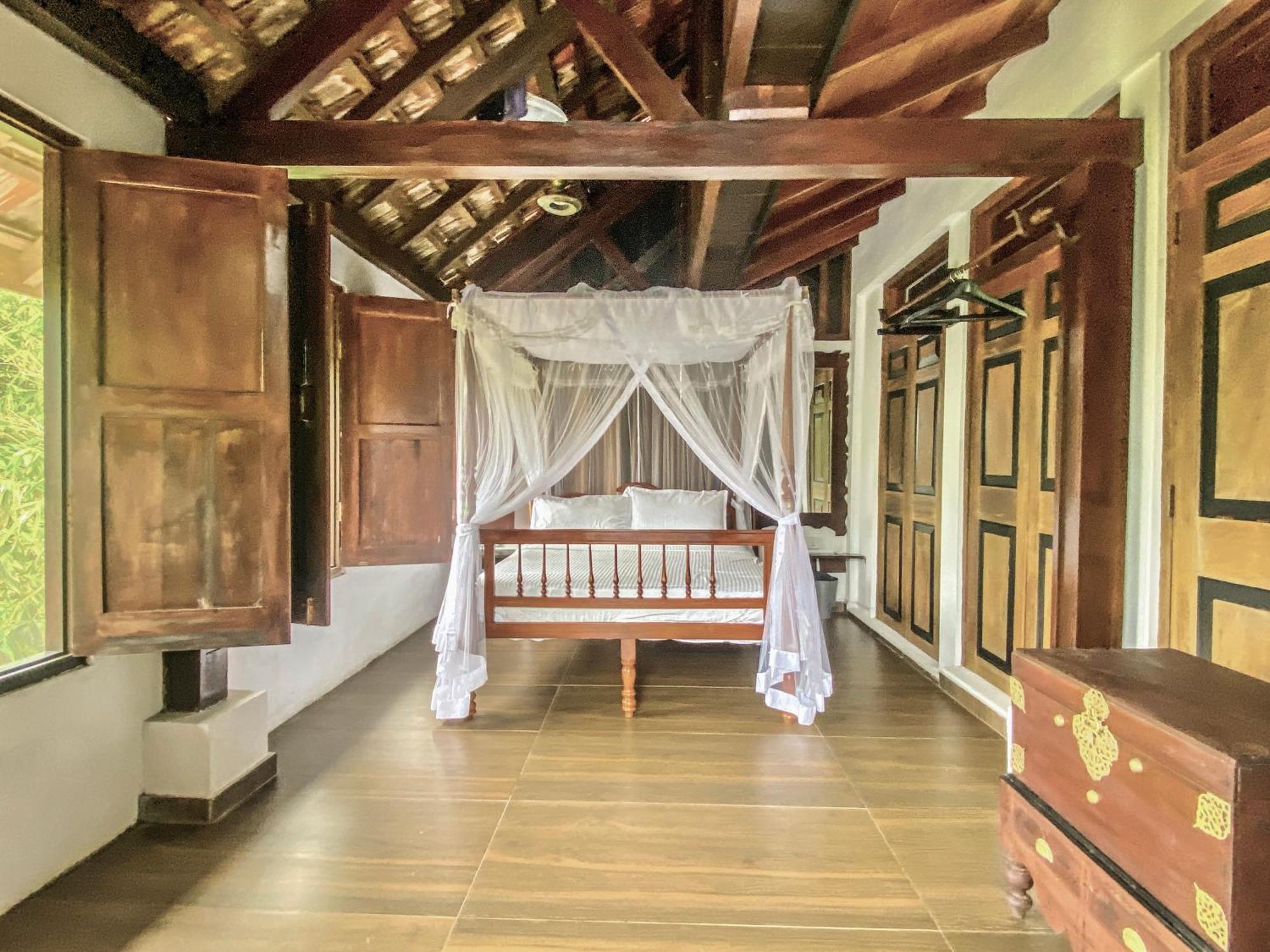 Waterland Hotel Negombo Eksteriør billede