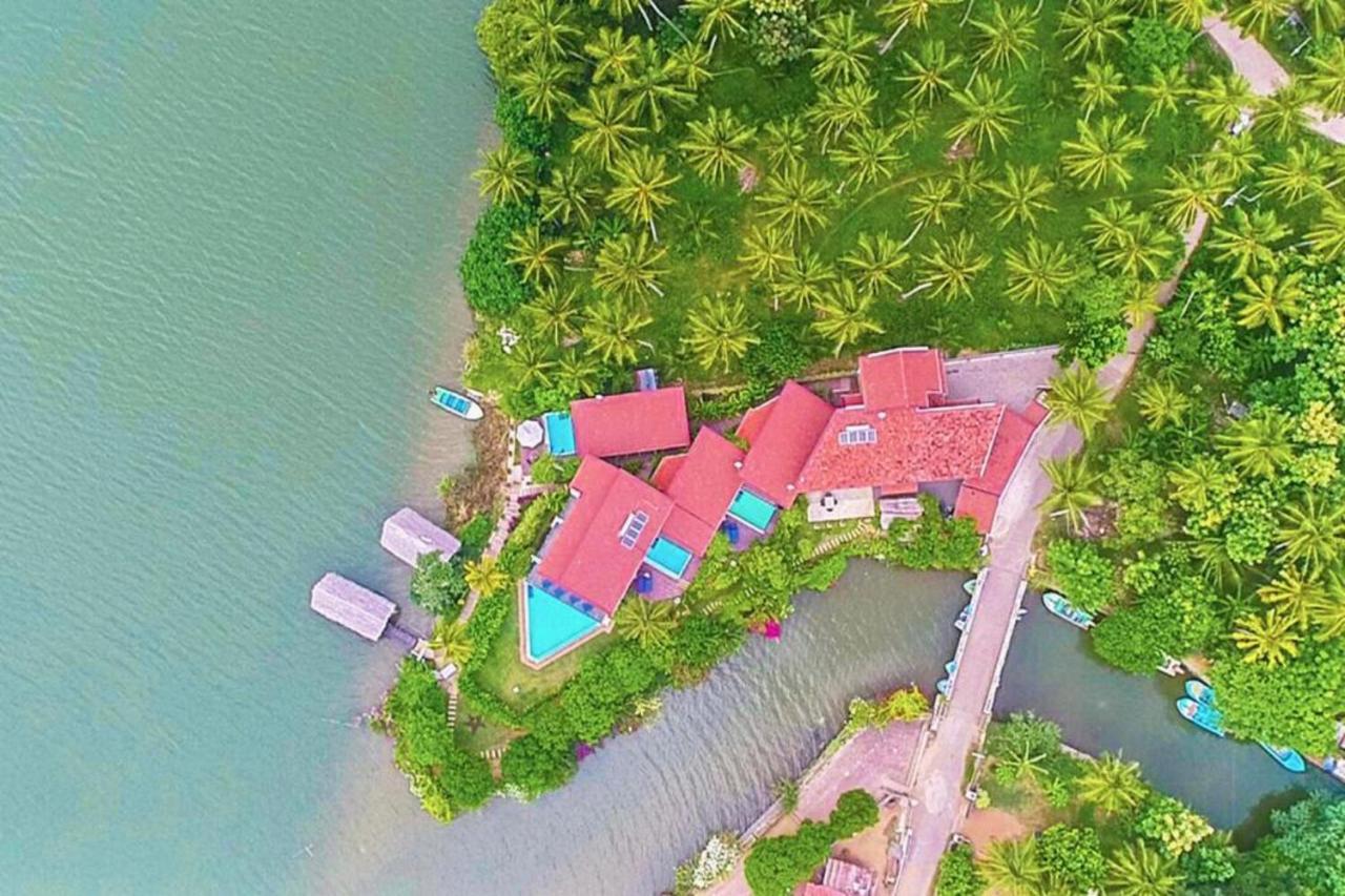 Waterland Hotel Negombo Eksteriør billede